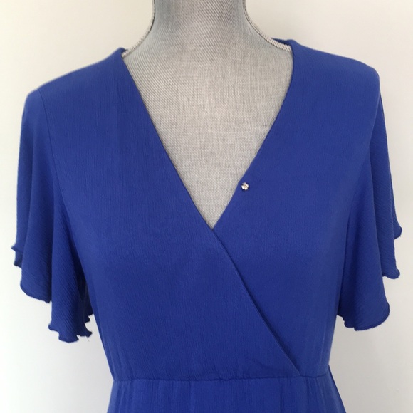 Gauze Flutter Sleeve V-Neck Hi-lo Hem Maxi Dress ๐ - Picture 8 of 10